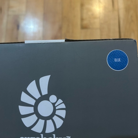 New! Ergobaby Embrace Soft Air Mesh Cozy Carrier - Picture 2 of 4